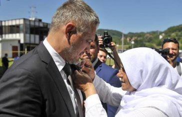 NAKON DŽENAZE SVE OTKRIVENO: Pogledajte kako je Čeda Jovanović u Srebrenici potresao sve svojim…