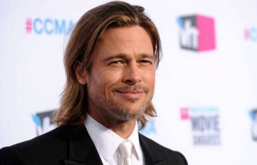 Šokirao i svijet i Angelinu: Brad Pitt prvi put poslije razvoda u javnosti – i to u društvu jedne od najljepših žena na svijetu!