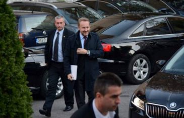 Izetbegović za Globus: Ne može Dodik srušiti Dejton, a da ne sruši mir