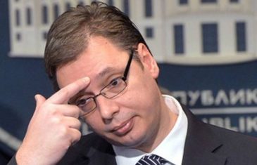 ŠOKANTAN SNIMAK: VUČIĆ JE IPAK PUCAO PO OPKOLJENOM SARAJEVU I BIO DOBROVOLJAC? (VIDEO)