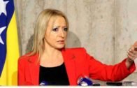 ALEKSANDRA PANDUREVIĆ OPLELA PO DODIKOVOJ STRANCI: “SNSD glasao za zakone koje je nazivao izdajom!”