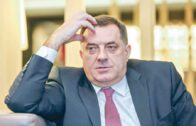 VRAG ODNIO ŠALU: Dodik ponovo kapitulirao zbog straha od gubitka pozicija…