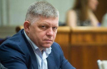 SLOVAČKI PREMIJER ROBERT FICO: Ukrajina mora ustupiti dio teritorije da bi se…