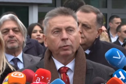 Dodikov advokat Bubić se 10 dana nakon podizanja optužnice obraćao Ustavnom sudu BiH, iako njegov ‘najvažniji’ klijent taj sud ne priznaje