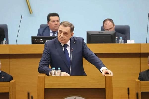 Dodik u NSRS: Srbi koji ostanu s “muslimanima” su izdajnici, nećemo dolaziti na sjednice Doma naroda