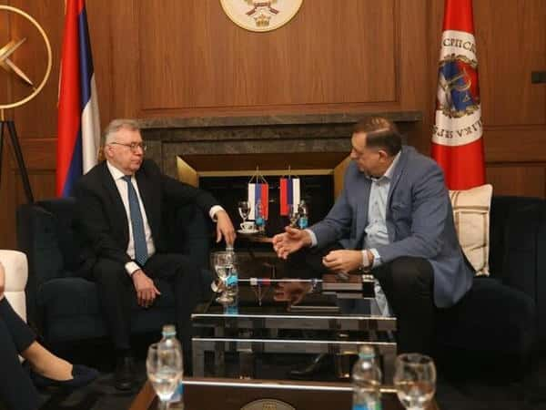 DODIK SE SASTAO S RUSKIM AMBASADOROM: Najavio “borbu za Ustav”